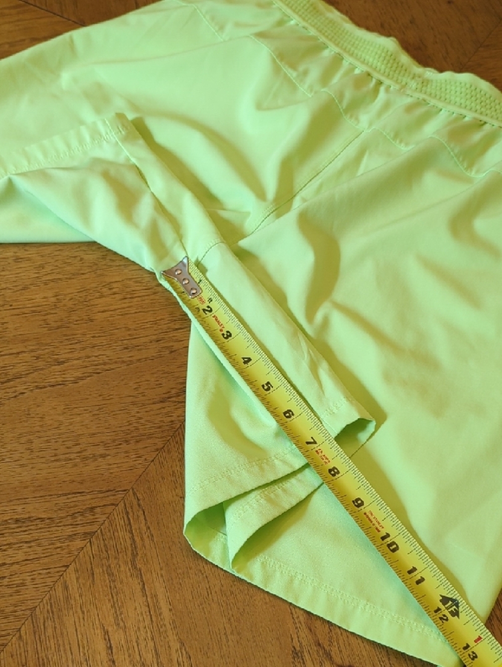 Men's Fabletics Fundamental Shorts Neon Lime Athletic Lined Shorts - Picture 7 of 10